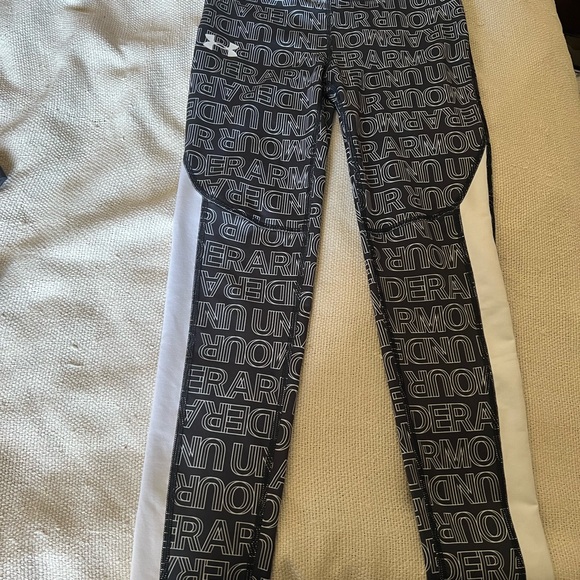 UNDER ARMOUR GIRLS LEGGINGS - Picture 3 of 5